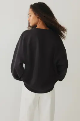 Sweat oversize avec encolure en V - Gris foncé/Long beach — photo 2