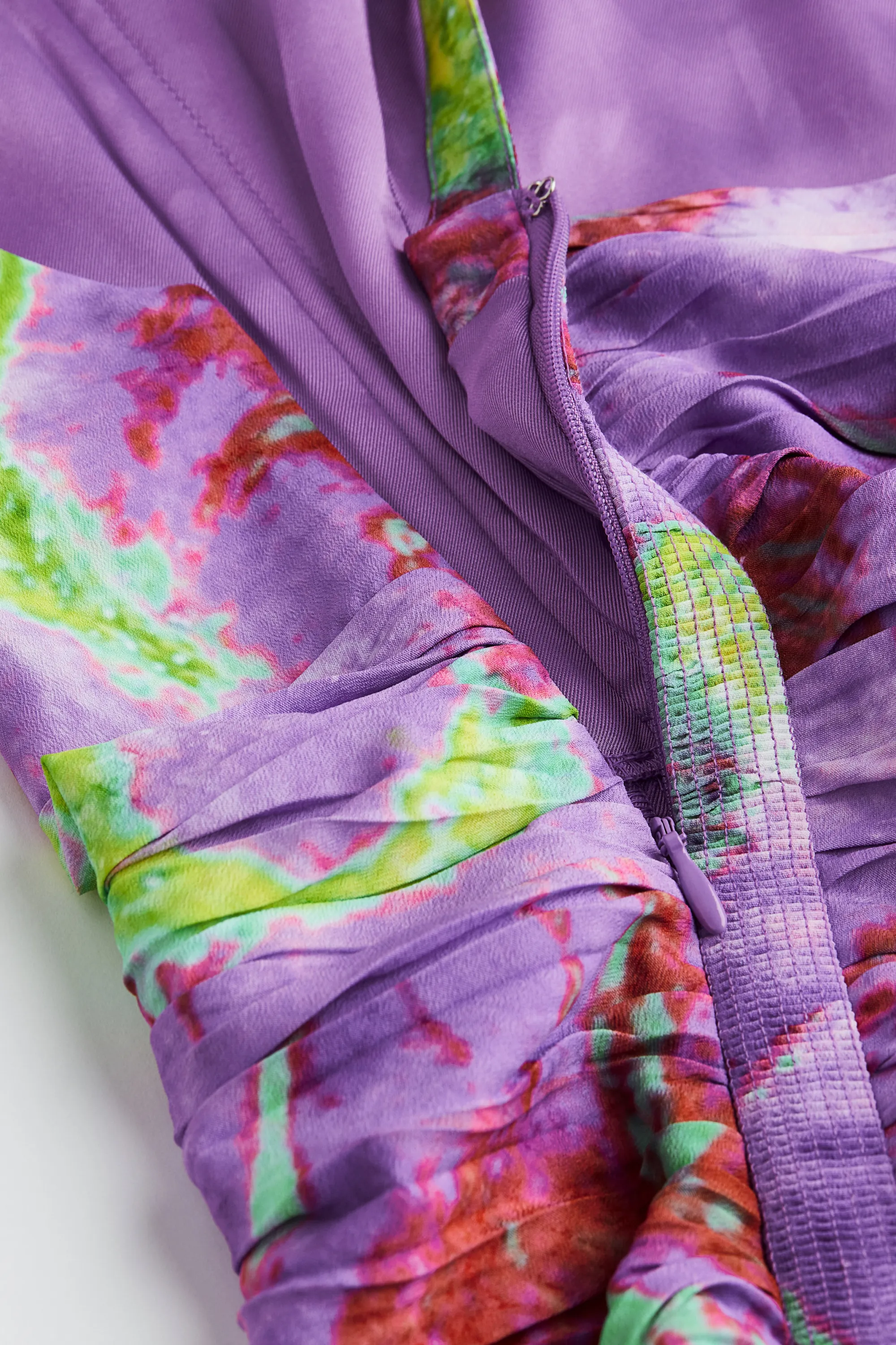 Mini robe froncée en crêpe - Améthyste/motif