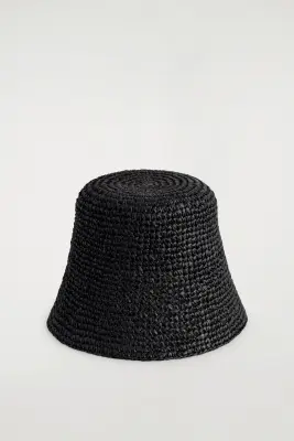 CHAPEAU SEAU SCULPTÉ EN PAILLE - NOIR — photo 2