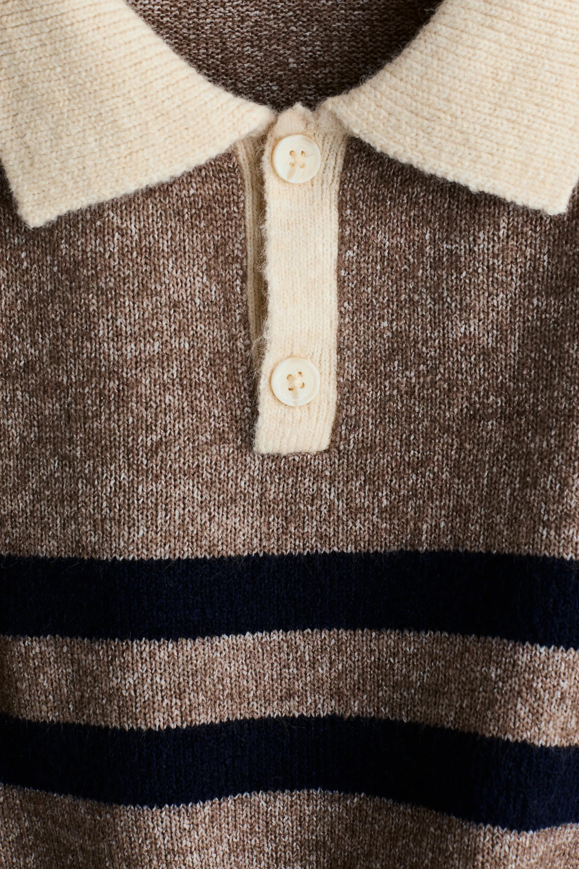 Pull façon polo en maille fine - Marron/rayé