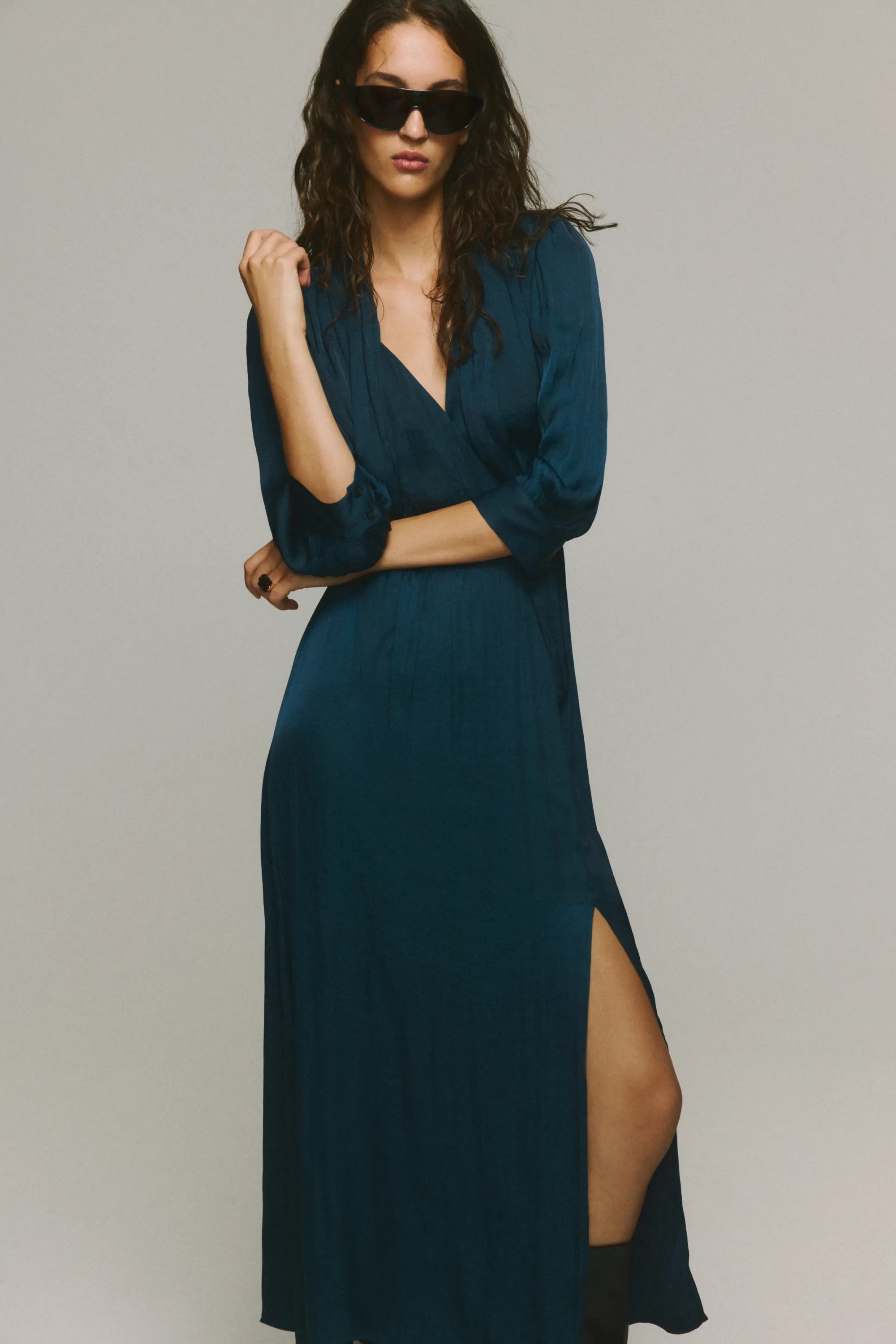 Robe à manches bouffantes avec col lavallière - Turquoise foncé