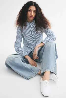 Blouse volantée à boutons - Bleu/rayures blanches — photo 1