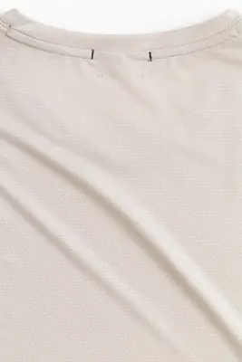 T-shirt de sport en mesh DryMove™ - Taupe clair — photo 5