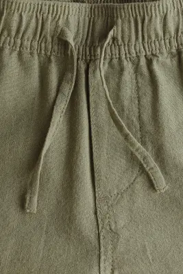 Short en lin mélangé - Vert kaki foncé — photo 1