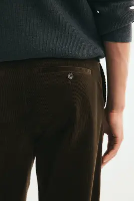 Pantalon Relaxed Fit en velours côtelé - Vert kaki foncé — photo 3