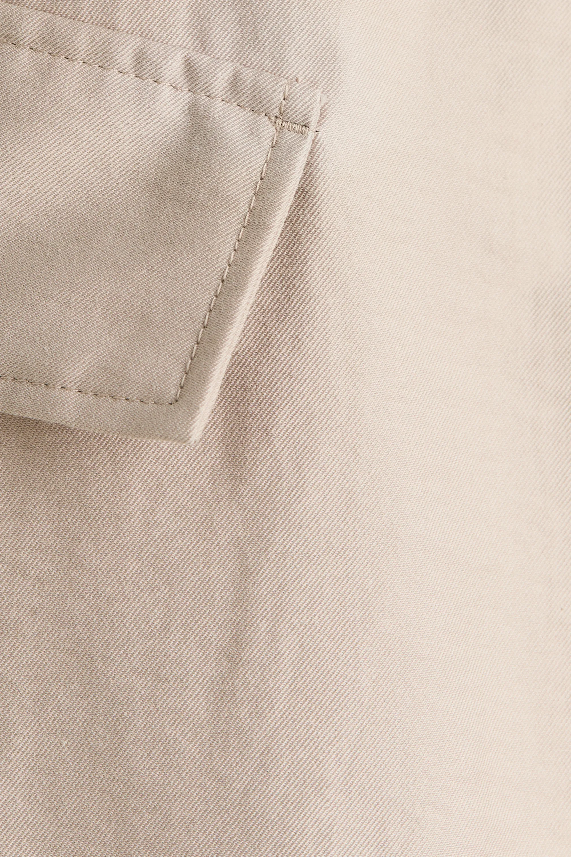 Pantalon de style cargo - Beige clair