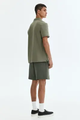 Short Regular Fit en molleton - Vert ancien foncé — photo 2