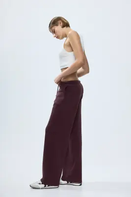 Pantalon jogger ample - Rouge prune — photo 4