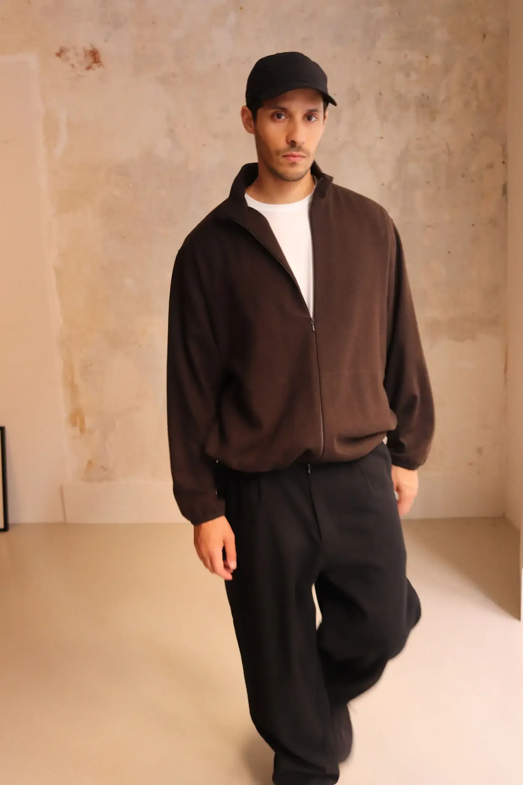 Still By Hand – Cashmere mixed high neck blouson BL04263OS – DARK BROWN