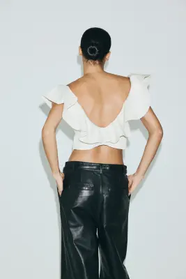 Top avec encolure en V à bord volanté - Blanc — photo 3