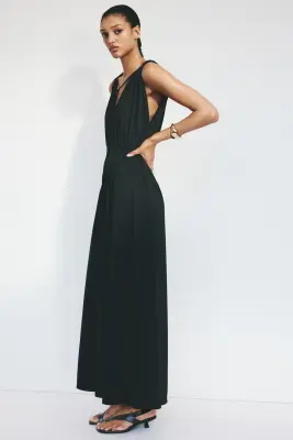 Robe en jersey avec cape - Noir — photo 4