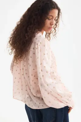 Blouse avec dentelle - Rose clair/fleuri — photo 2
