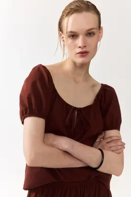 Blouse en lin mélangé avec manches bouffantes - Brun rouille — photo 1