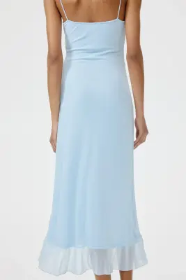 Robe volantée avec dentelle - Bleu clair — photo 2