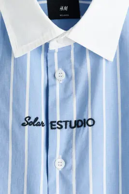 Chemise Relaxed Fit en coton avec motifs brodés - Bleu clair/rayé — photo 5