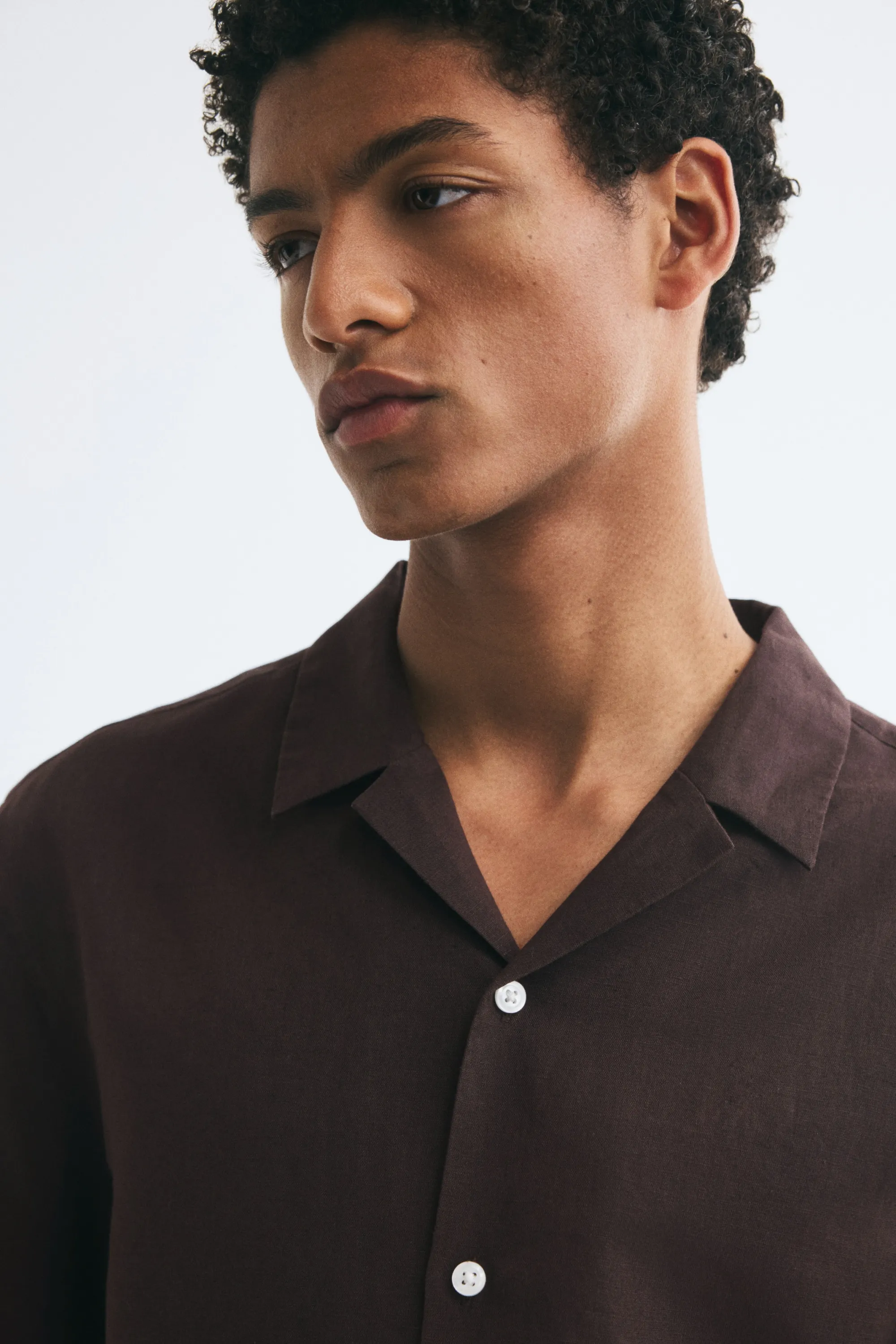 Chemise Relaxed Fit en lin mélangé avec col cubain - Marron foncé