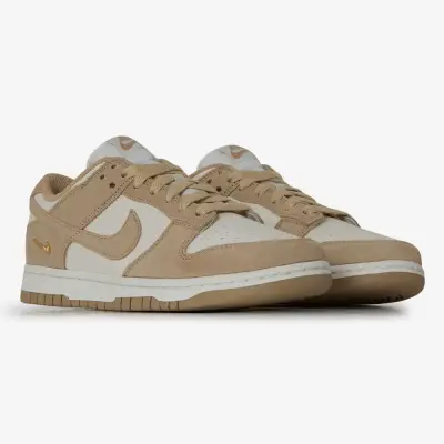 DUNK LOW SUEDE MINI SWOOSH — photo 2