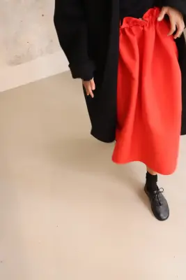 Sofie D’Hoore – SWAN-CHES slightly slanted skirt – FIRE — photo 2