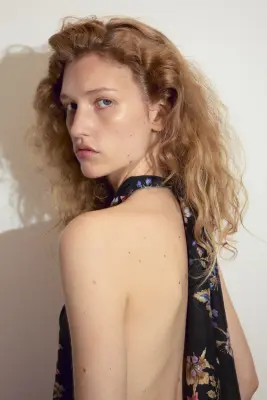 Top dos nu en viscose mélangée - Noir/fleuri — photo 2