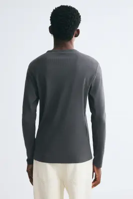 T-shirt à manches longues Slim Fit en coton - Gris foncé — photo 3