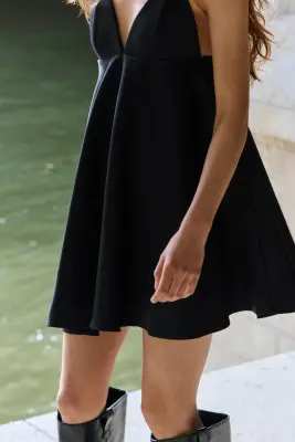 Robe évasée à bretelles fines - Noir — photo 5