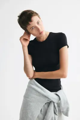 T-shirt ajusté en microfibre - Black — photo 1