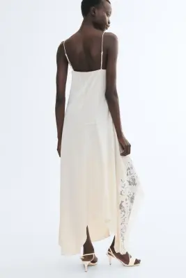Robe à bretelles fines avec dentelle - Beige clair/crème — photo 3