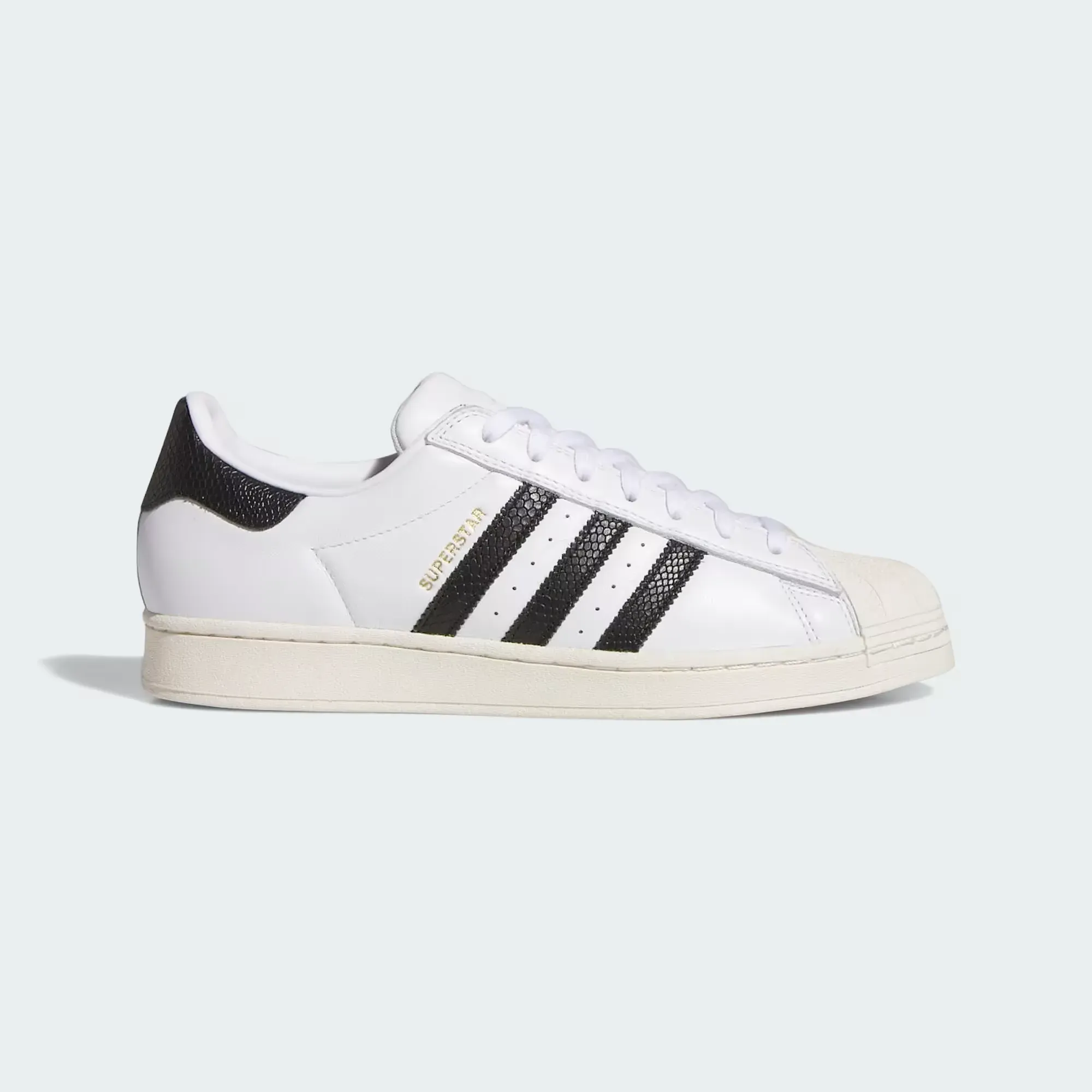 Chaussure adidas Superstar adv – White/Black/Gold