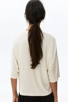 Batwing-sleeved viscose top - Crème — photo 2