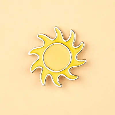 Pin's Soleil Coucou Suzette — photo 5