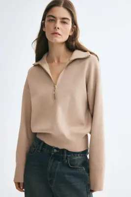 Pull en maille fine avec col zippé - Beige — photo 2