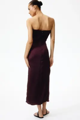 Robe bandeau en satin - Bordeaux — photo 2
