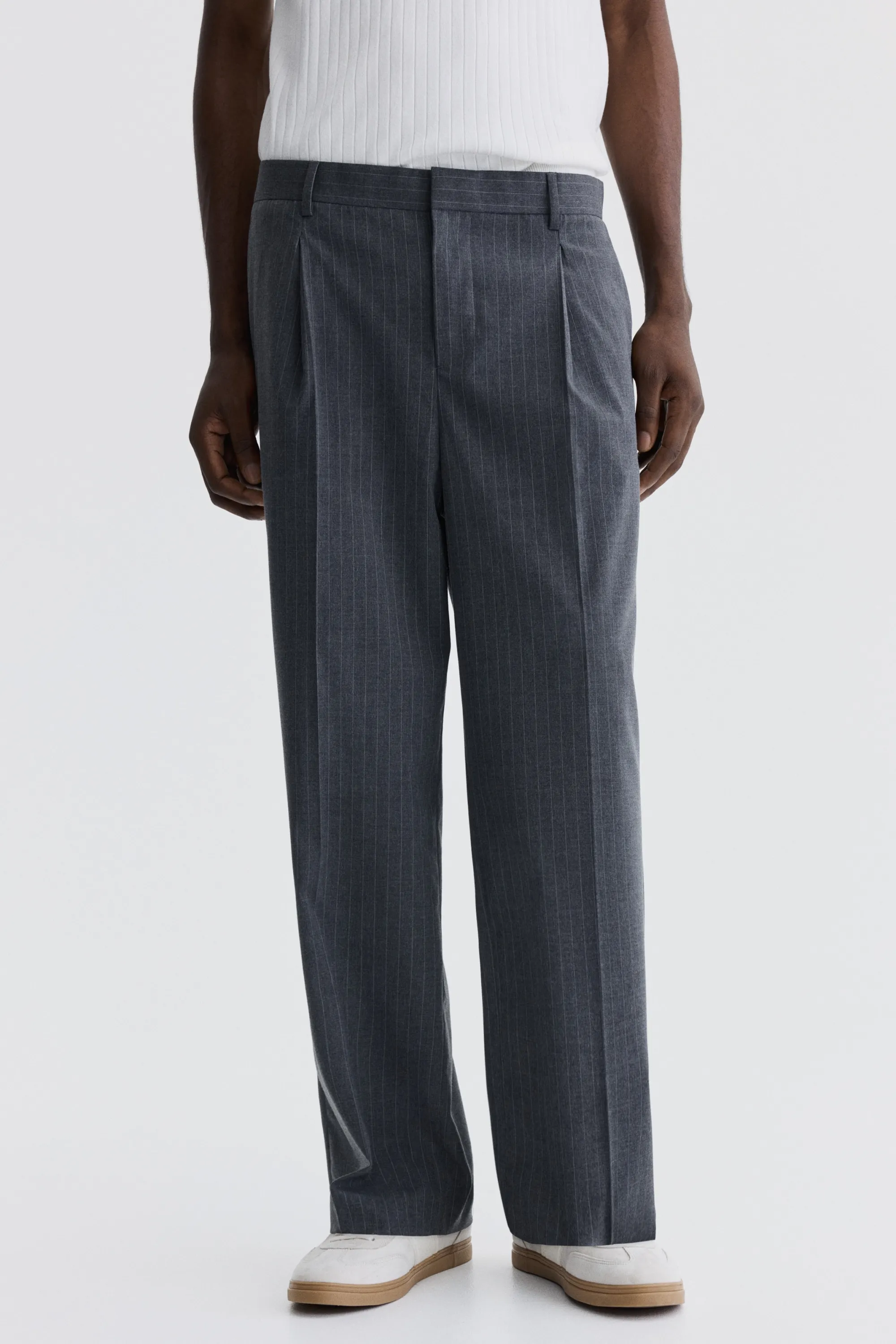 Pantalon chic Loose Fit - Gris/rayures tennis