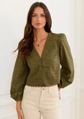Blouse Haven — photo 1