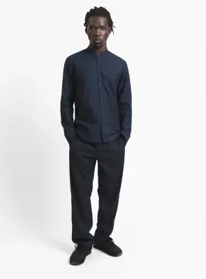 False Collar Shirt in Navy Blue Oxford — photo 2
