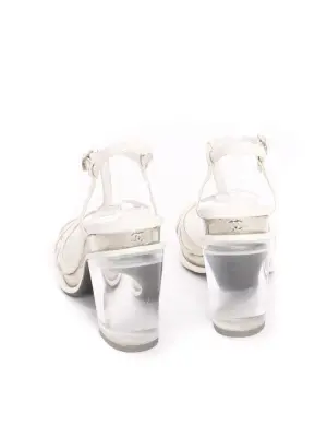 Sandales à talon en cuir blanc crème, acétate et argent Prix boutique 1200€ Taille 38 — photo 4