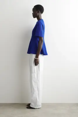 T-SHIRT CINTRÉ EN COTON - BLEU COBALT — photo 3