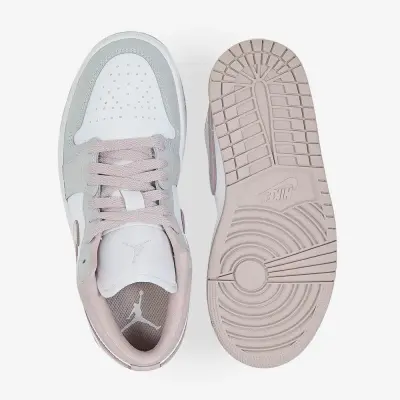 AIR JORDAN 1 LOW — photo 3