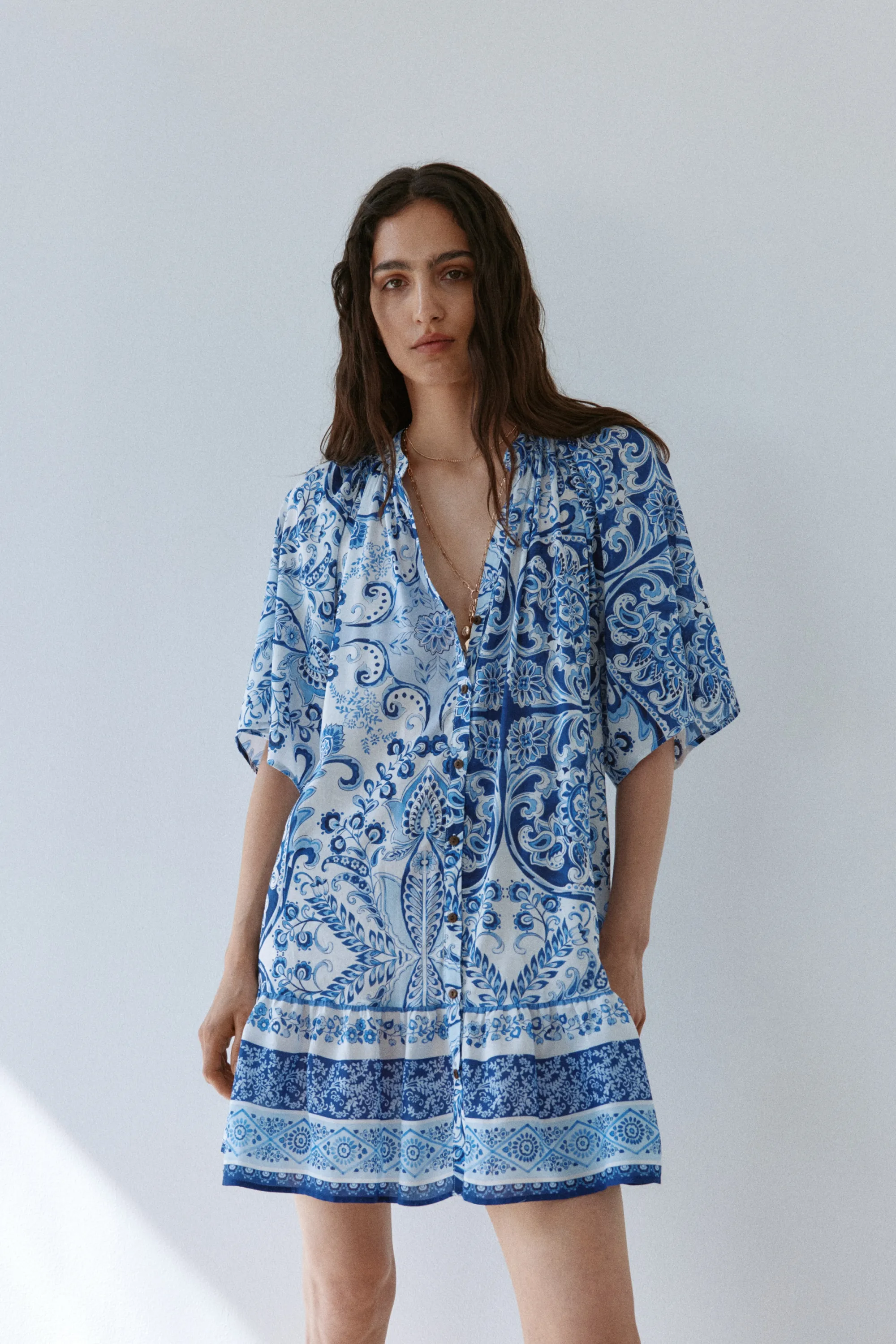 Robe chemise avec ceinture à nouer - Bleu/motif cachemire