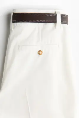 Chino en coton avec ceinture - Crème — photo 4