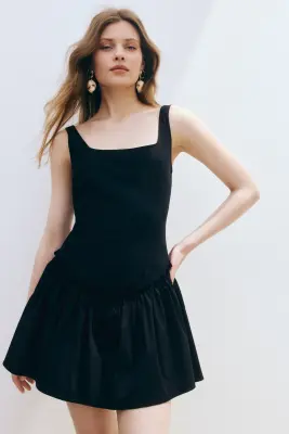 Flared-skirt crêpe dress - Noir — photo 2
