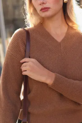 Delphine Cashmere Sweater - Brown — photo 3