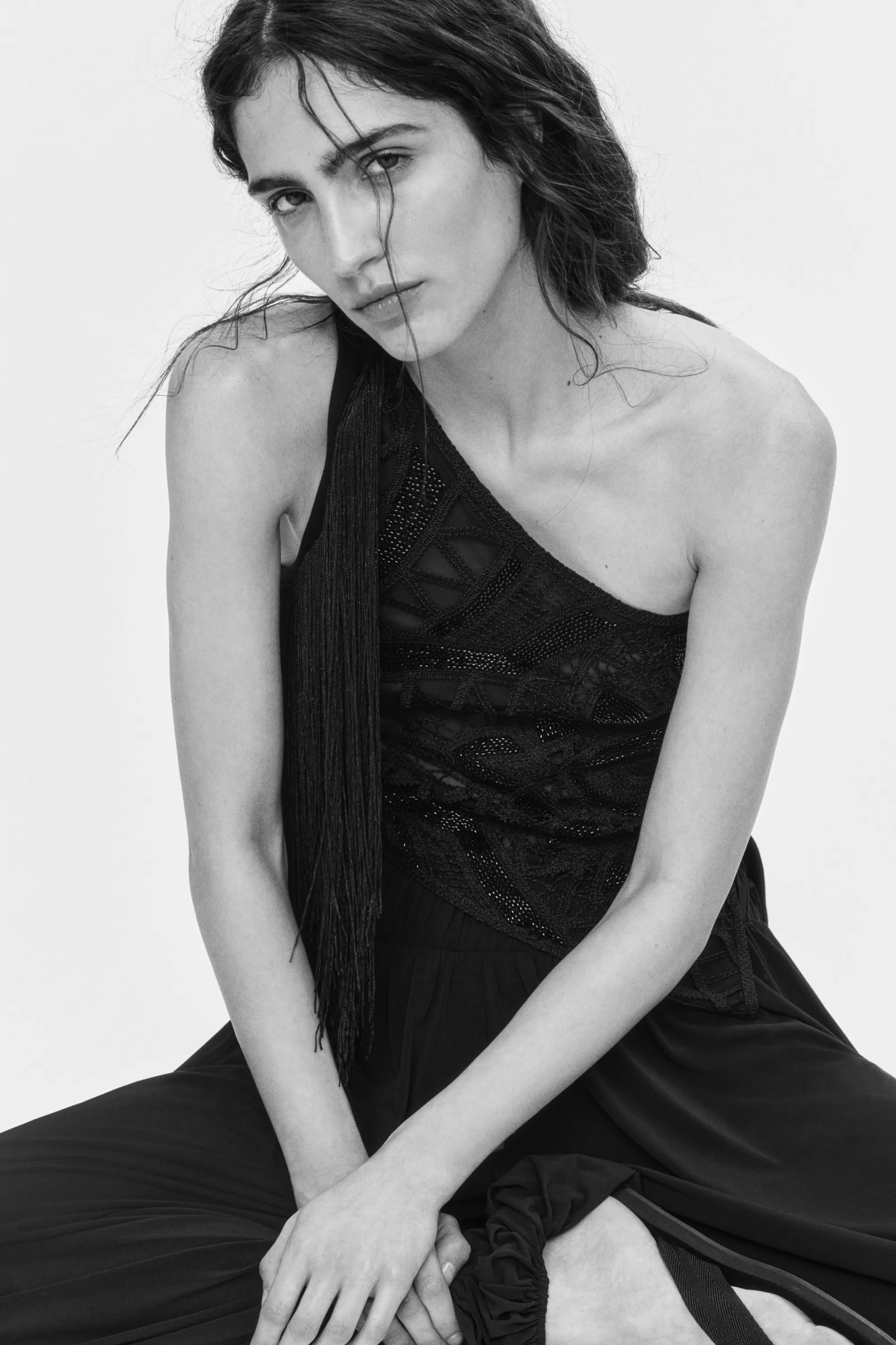 Top asymétrique ornementé - Noir