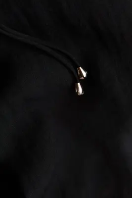 MAMA Robe froissée avec broderie anglaise - Noir — photo 4