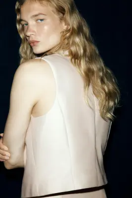Gilet sans manches croisé à fermeture asymétrique - Beige clair — photo 2