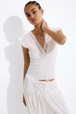 Top smocké avec dentelle - Crème — photo 2