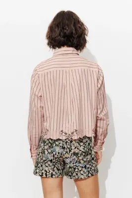 Chemise rayée détail dentelle — photo 4
