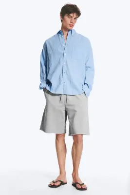 Chemise structurée ample boutonnée - Bleu clair rayé — photo 2