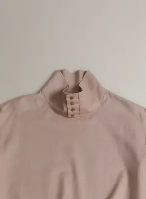 Large Neck Sweatshirt in Taupe Cotton Flannel — photo 2