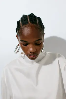 Robe en satin à effet drapé - Crème — photo 2